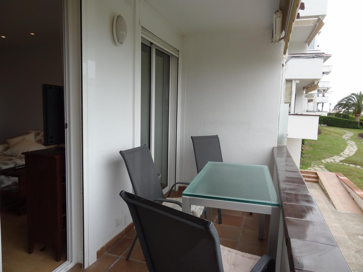 Апартаменты Ground Floor Sea View Сиджес Экстерьер фото