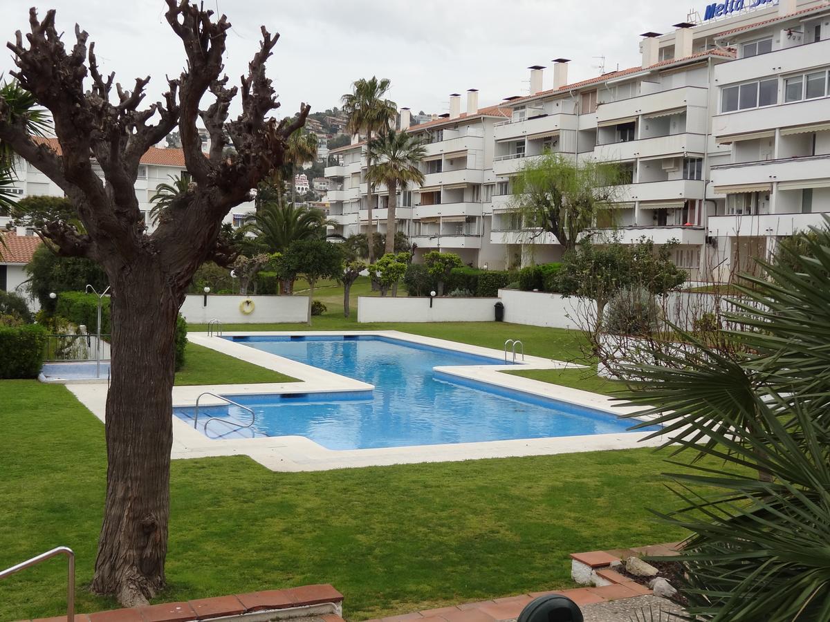 Апартаменты Ground Floor Sea View Сиджес Экстерьер фото